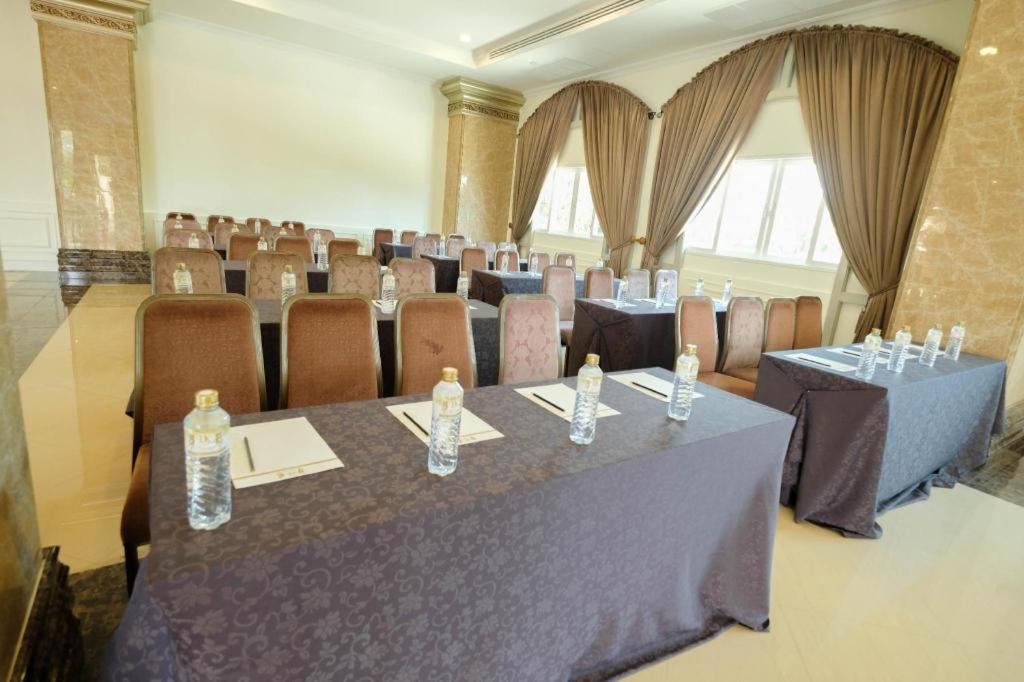 Hotel Lk Celestite Pattaya Esterno foto