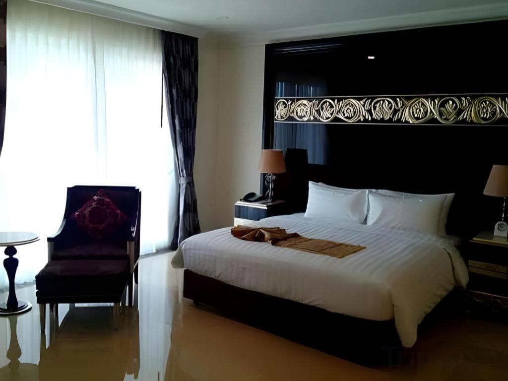 Hotel Lk Celestite Pattaya Esterno foto