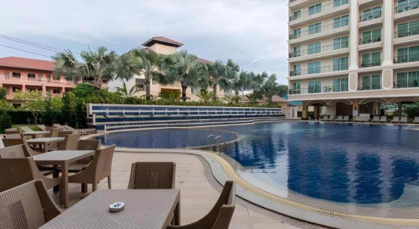 Hotel Lk Celestite Pattaya Esterno foto