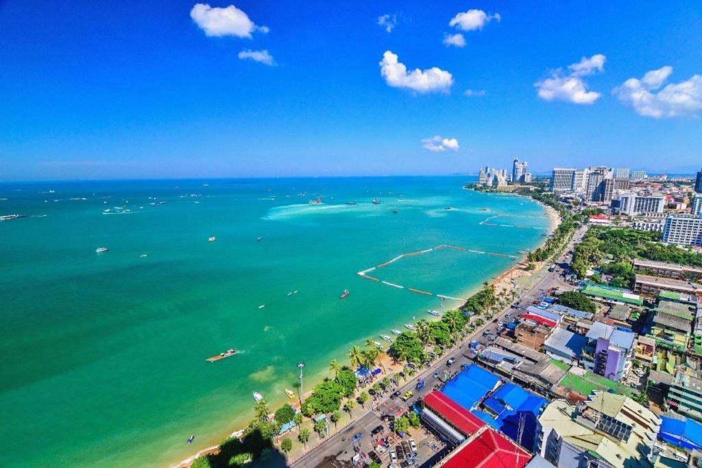Hotel Lk Celestite Pattaya Esterno foto