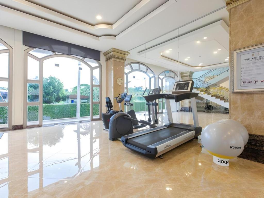 Hotel Lk Celestite Pattaya Esterno foto