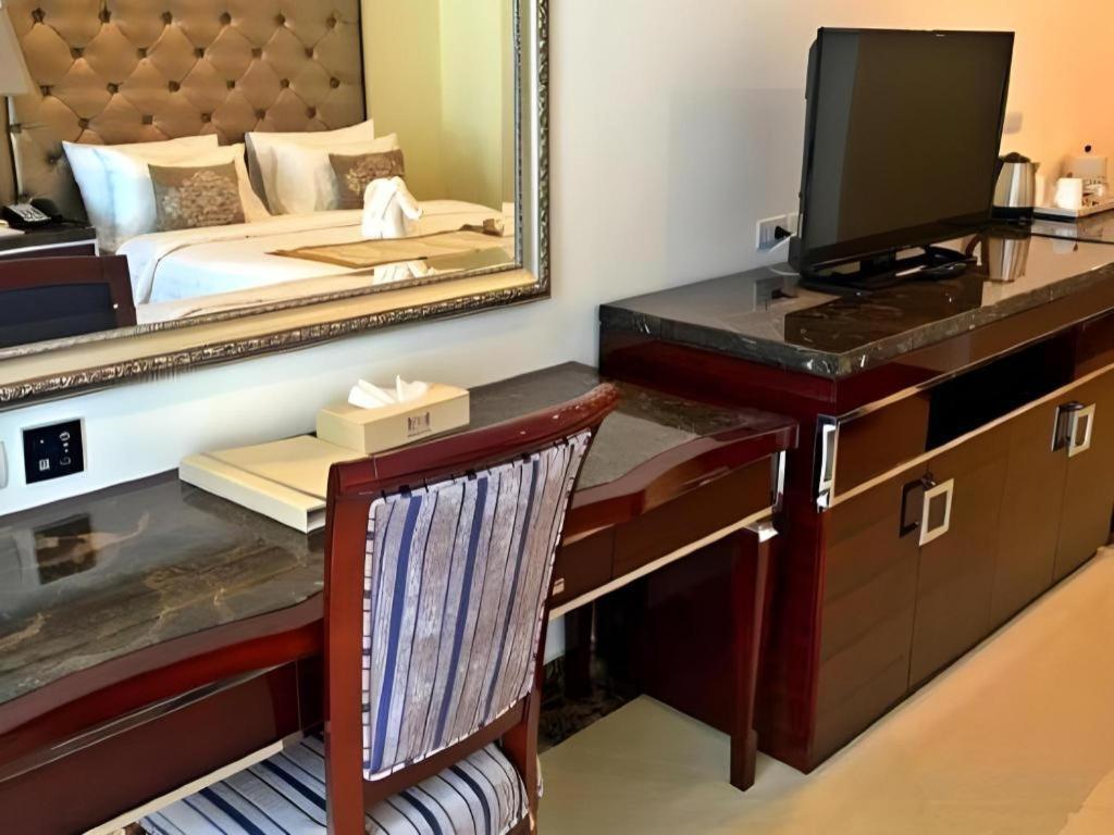 Hotel Lk Celestite Pattaya Esterno foto