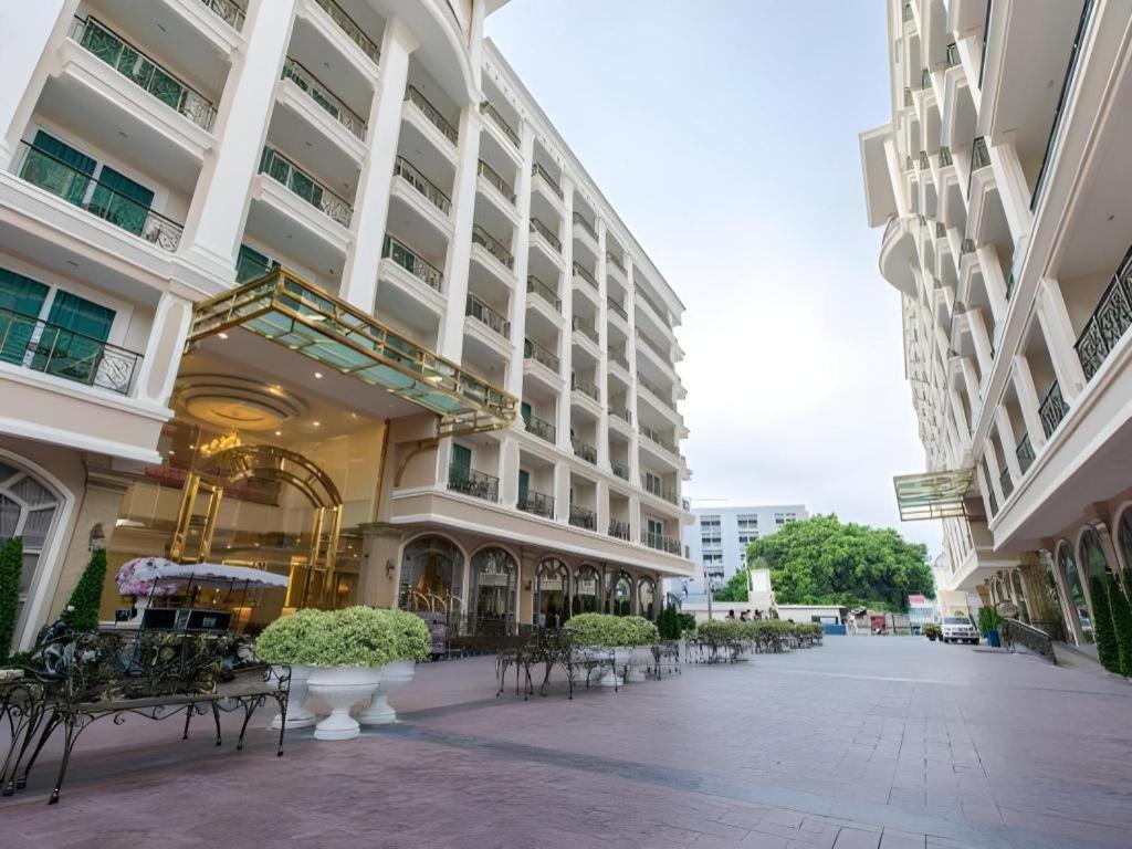 Hotel Lk Celestite Pattaya Esterno foto